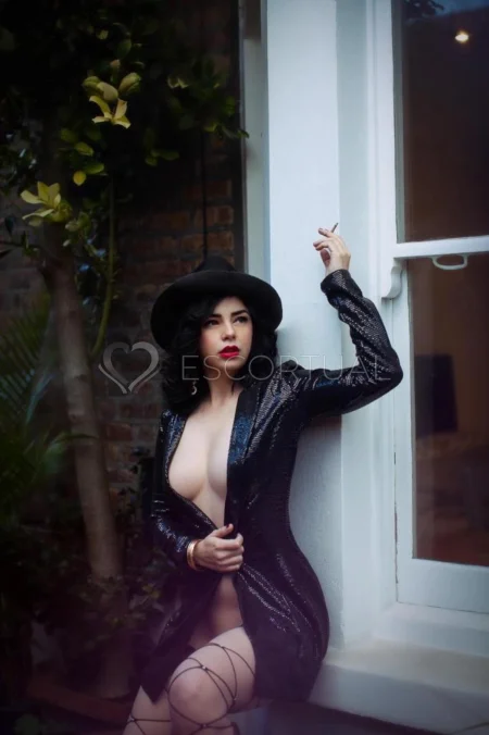 Elisa - 07881775395 2