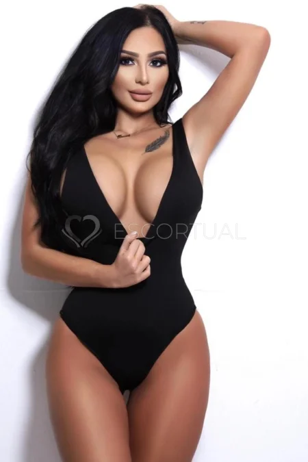 Escort Allya - London 1
