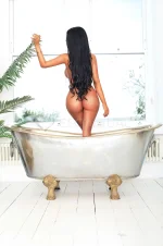 Melya - 07881775395 7
