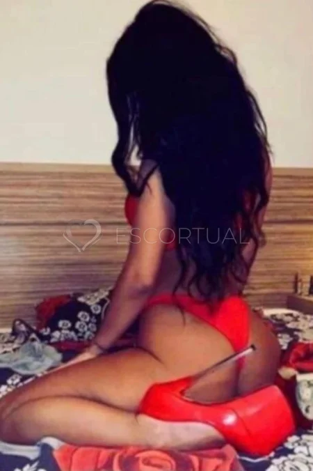 Escort Ria - London 1