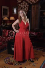 Escort Charlotte Exclusive - Cambridge 10