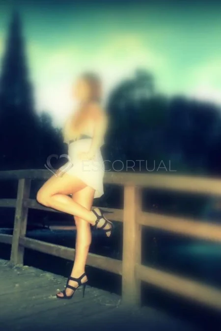 Escort Coco Exclusive - Cambridge 1