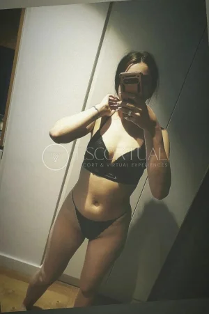 Ruby - Independent Girl Southampton escort