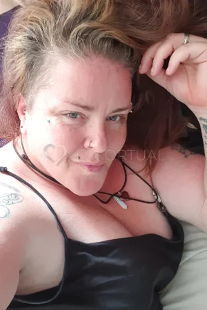 Curvymummy | Durham escort | Female