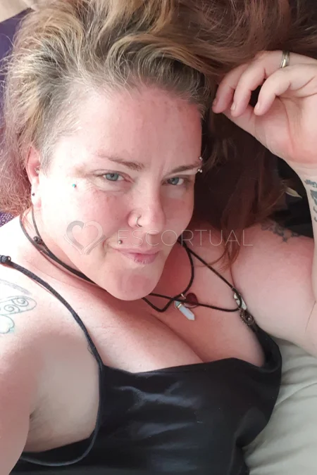 Independent Curvymummy - 07881452666 1