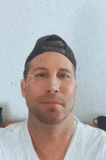 Independent HUNG HORNY DANISH GUY - 02108038363 8