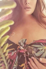 Independent Ava MILF - 021910925 12