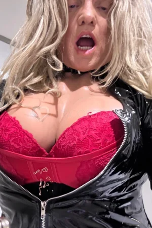 Amber | Auckland escort | Transsexual