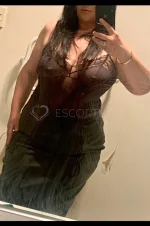 Upperclasslady - 0220226477 10