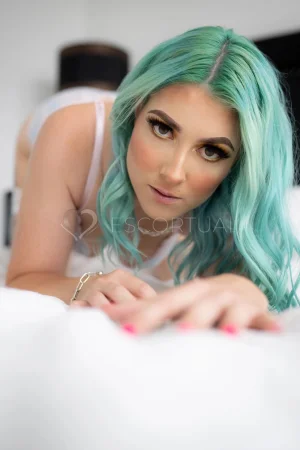 Rylee Caster | Melbourne escort | Female