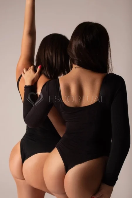 Independent Lola & Jeny - 608223599 2