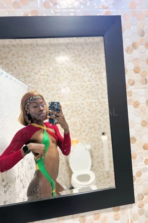 Tsslimja | Kingston escort | Transsexual