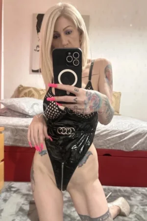 ArtemisLeeds29 | Leeds escort | Female