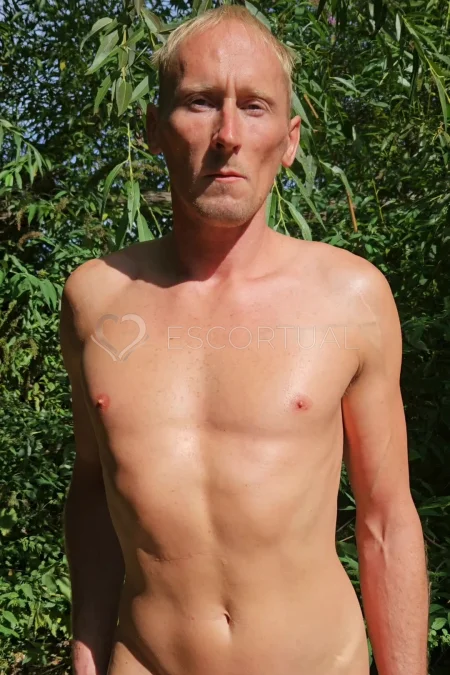 Independent Adrian - 07763594150 3